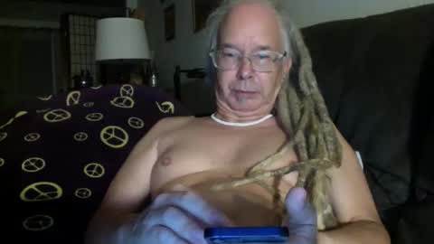 Snapshot of 808dred chatting on 12-05-25, 10:57 808dred online show from 12-05-25, 10:57