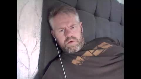 Snapshot of 81jonnyx chatting on 10-28-25, 11:47 81jonnyx online show from 10-28-25, 11:47