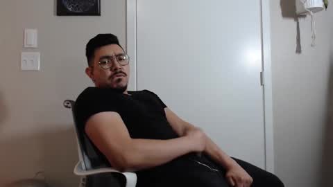 Antonio online show from 12-24-24, 01:59