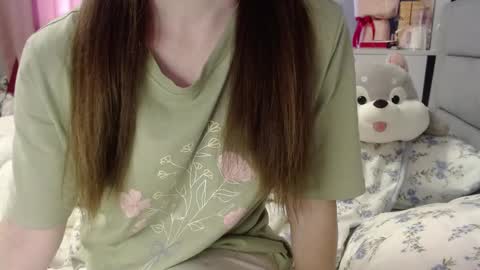 Snapshot of 888brown_eyes888 chatting on 02-24-25, 11:32 888Brown eyes888 online show from 02-24-25, 11:32