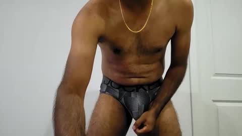 Snapshot of 8inch_desi chatting on 10-17-25, 02:48 8inch_desi online show from 10-17-25, 02:48