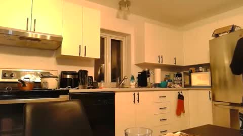 8james5 online show from 11-14-25, 01:37