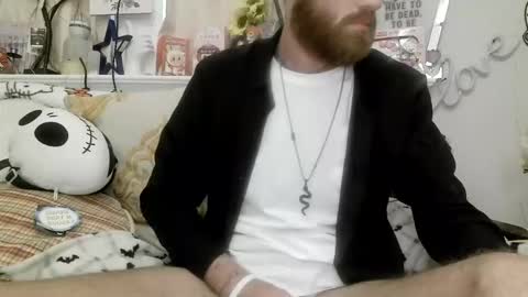 Snapshot of 90210screamer chatting on 03-24-26, 12:32 90210screamer online show from 03-24-26, 12:32