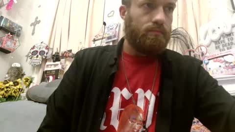 Snapshot of 90210screamer chatting on 03-25-26, 06:08 90210screamer online show from 03-25-26, 06:08