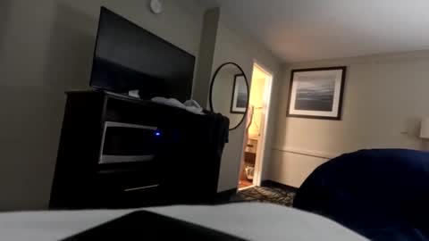 Snapshot of 9_25 chatting on 02-06-26, 02:16 8over6 online show from 02-06-26, 02:16