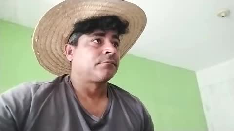 9vinhocamshow online show from 12-20-24, 11:43