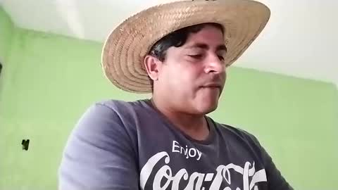 9vinhocamshow online show from 01-05-25, 11:37