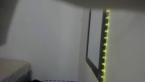 Snapshot of _1dereck chatting on 02-27-26, 09:31 DERECK online show from 02-27-26, 09:31