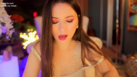 Snapshot of _1s___ chatting on 11-19-25, 04:34 Sophia online show from 11-19-25, 04:34