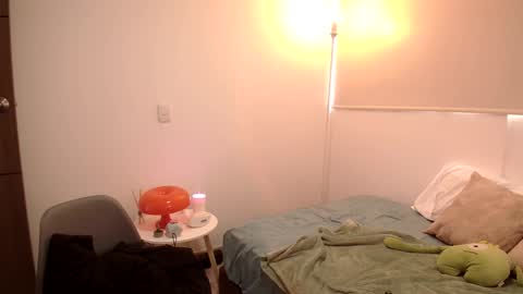 abby 3 online show from 10-07-25, 06:16