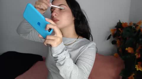 Snapshot of _abrill_20 chatting on 11-30-25, 04:22 _abrill_20 online show from 11-30-25, 04:22