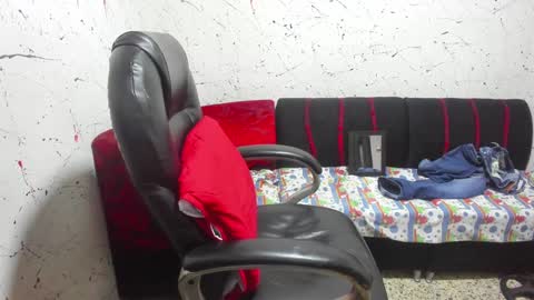 Snapshot of _ace_ventura chatting on 02-02-25, 12:24     ----       online show from 02-02-25, 12:24