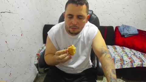Snapshot of _ace_ventura chatting on 02-10-25, 12:19     ----       online show from 02-10-25, 12:19