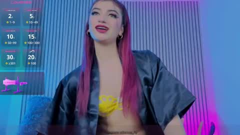 aitana online show from 10-08-25, 08:28