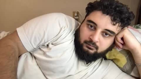 Snapshot of _alan_bear_ chatting on 10-19-25, 02:18 Alan online show from 10-19-25, 02:18