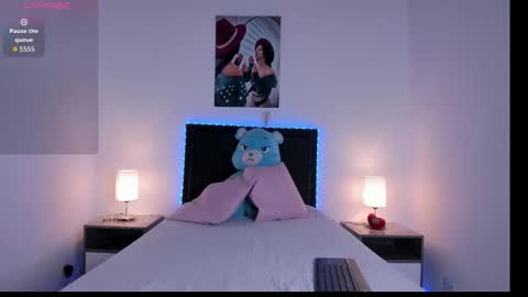 Snapshot of _alana_grey_ chatting on 02-25-26, 01:21 _alana_grey_ online show from 02-25-26, 01:21