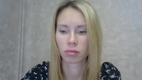 _alex1819 online show from 10-30-25, 07:21