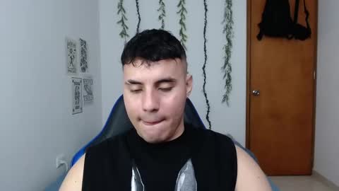 Alex online show from 09-29-25, 05:12