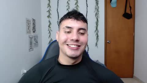 Alex online show from 10-03-25, 01:13