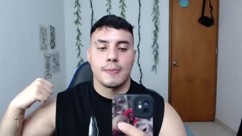 Alex online show from 10-05-25, 01:59