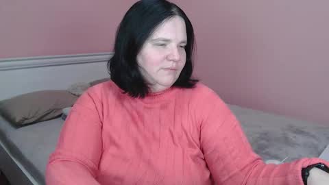 _alexandra_ray_ online show from 11-16-25, 01:06