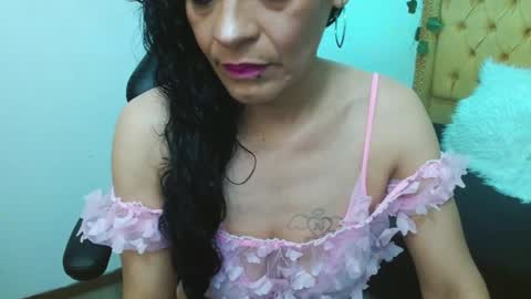Alexandra online show from 01-10-25, 01:53