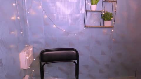 Snapshot of _alicecandy_ chatting on 01-06-25, 04:34 Alice online show from 01-06-25, 04:34