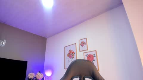 Snapshot of _aliice_1 chatting on 12-28-24, 05:35 Alice online show from 12-28-24, 05:35