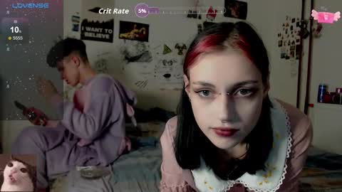 Charlotte and Alex online show from 09-25-25, 07:28