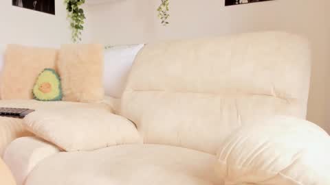 Snapshot of _alissonrose chatting on 12-29-24, 04:08 Karo online show from 12-29-24, 04:08