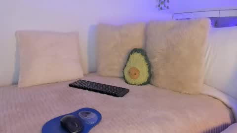 Snapshot of _alissonrose chatting on 03-06-25, 07:10 Karo online show from 03-06-25, 07:10