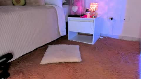 Snapshot of _alissonrose chatting on 10-30-25, 10:43 Karo online show from 10-30-25, 10:43