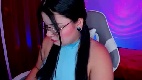 Snapshot of _alukah__ chatting on 10-28-25, 05:15 Alisa online show from 10-28-25, 05:15