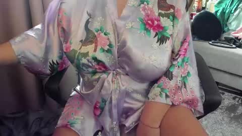 lisa online show from 11-23-25, 10:04