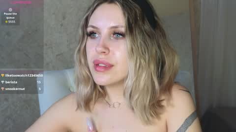 _amymoore_ online show from 04-09-26, 06:19