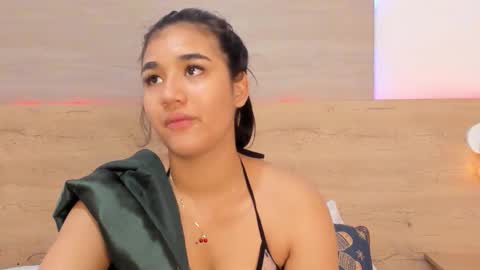 Snapshot of _ananyaa_lov chatting on 10-02-25, 12:01 ananya online show from 10-02-25, 12:01