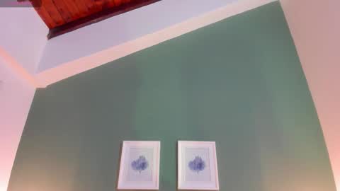 Ana Victoria online show from 10-15-25, 12:05