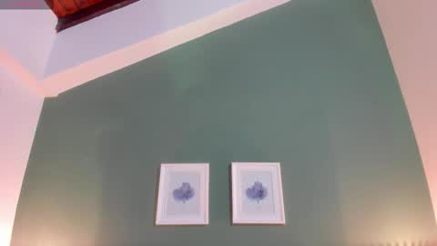 Ana Victoria online show from 10-21-25, 12:39