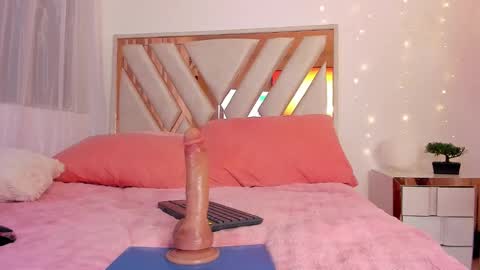 Snapshot of _andyy__ chatting on 02-11-25, 12:28 Andy online show from 02-11-25, 12:28