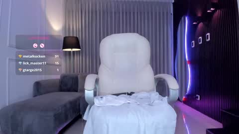 Ana online show from 01-15-25, 11:08
