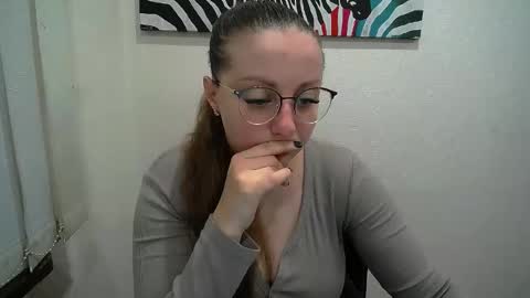 Anna online show from 12-04-25, 10:46