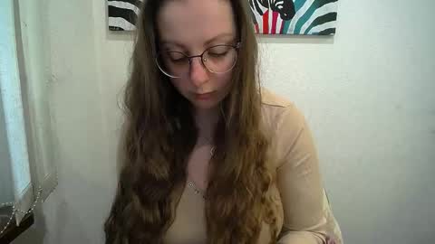 Snapshot of _annabelle_lee chatting on 02-04-26, 07:36 Anna online show from 02-04-26, 07:36