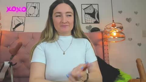 Snapshot of _antonella_11 chatting on 10-10-25, 07:13 _antonella_11 online show from 10-10-25, 07:13