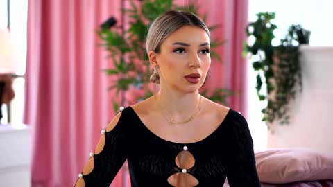 Arielle online show from 01-09-25, 09:16