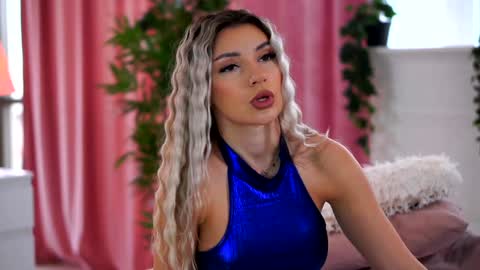 Arielle online show from 01-15-25, 11:53