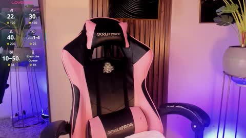   online show from 11-27-25, 12:40