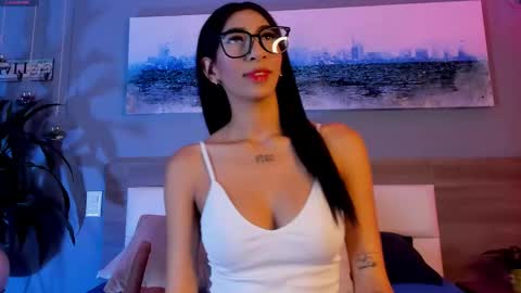 Snapshot of _ashly_77 chatting on 03-24-26, 08:25 Ashly online show from 03-24-26, 08:25