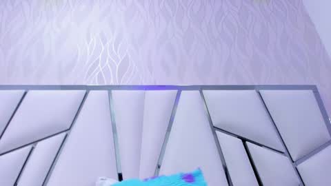 Aura online show from 12-30-24, 06:09