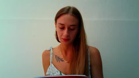 _aurora_sweet online show from 09-14-25, 12:26