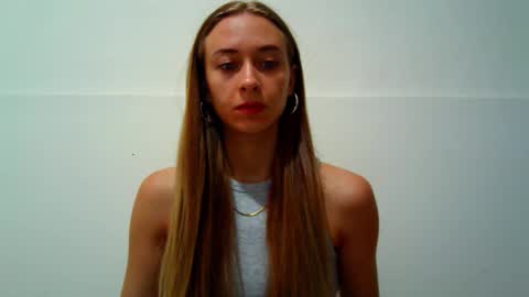 _aurora_sweet online show from 09-16-25, 07:42